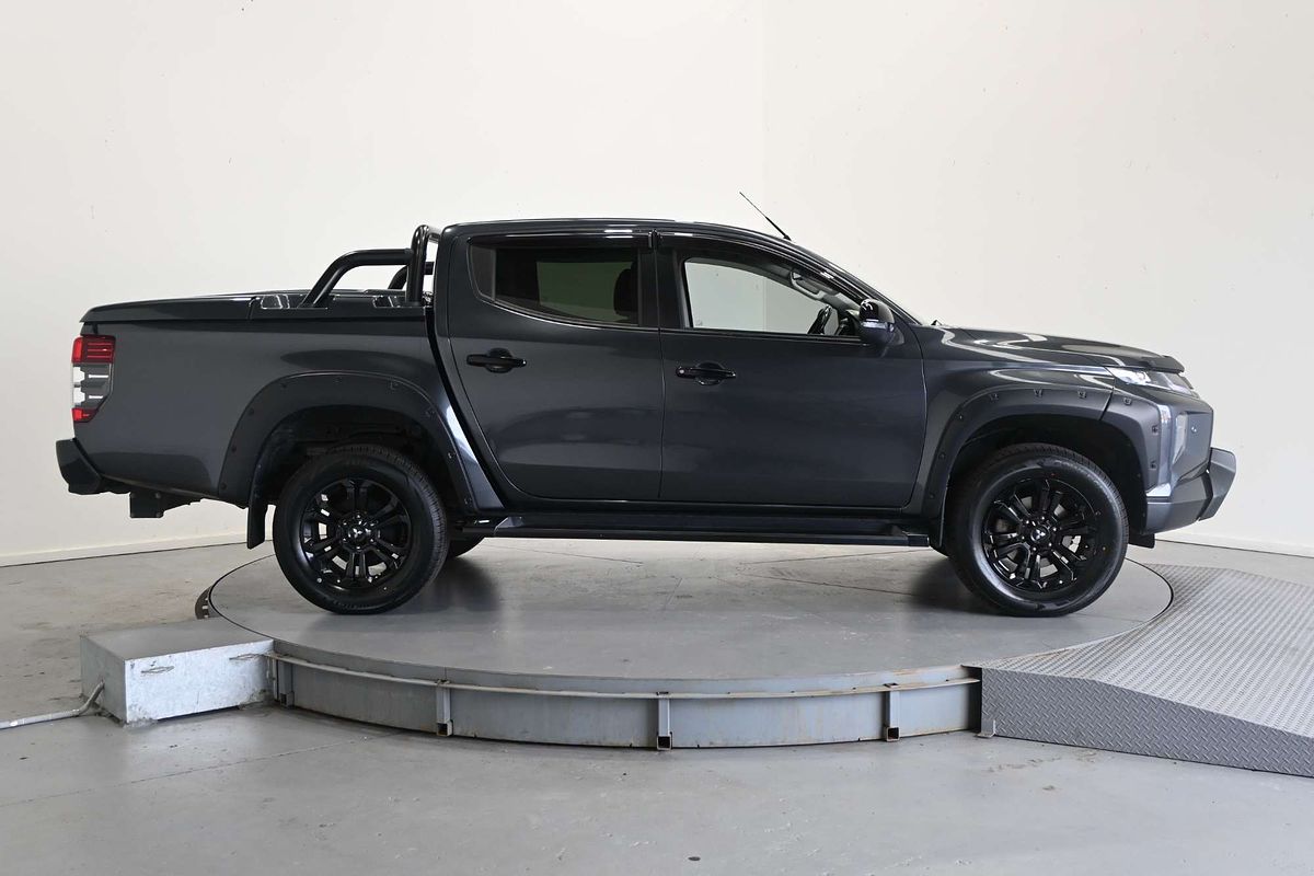 2022 Mitsubishi Triton GSR MR 4X4