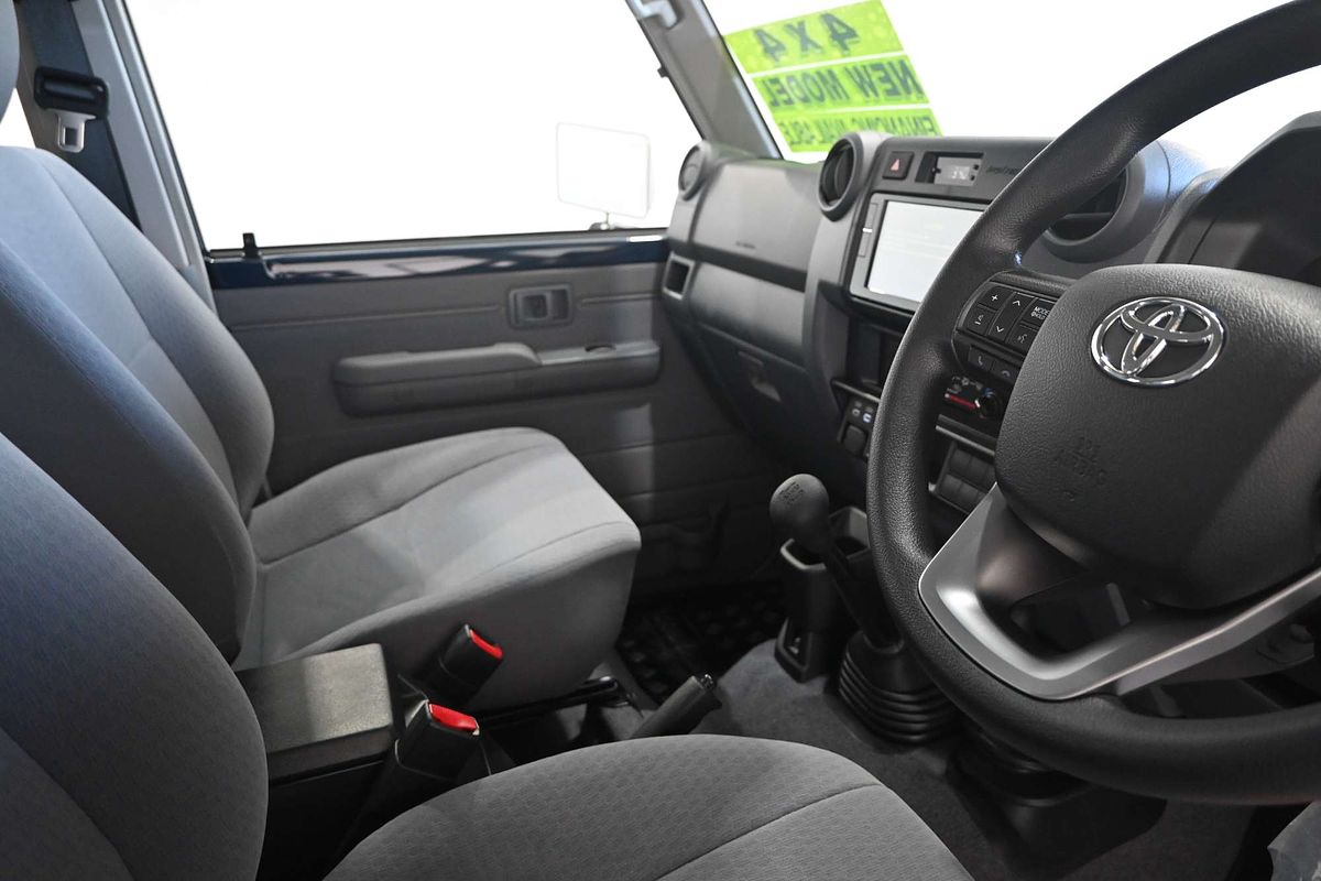 2025 Toyota Landcruiser GXL VDJL79R 4X4
