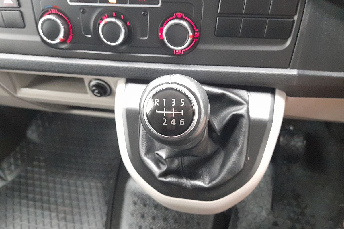 2019 Volkswagen Transporter TDI340 T6 SWB