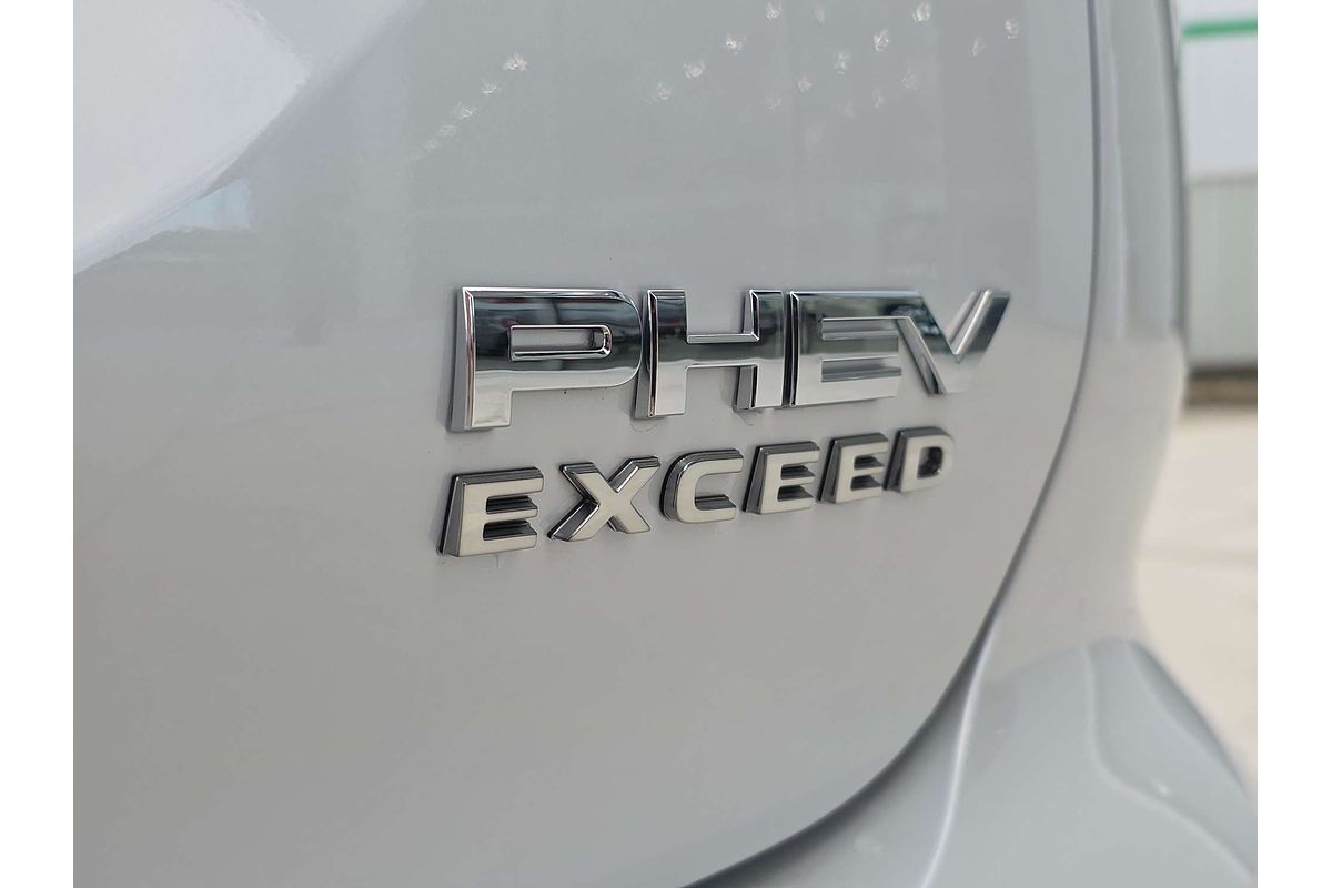 2025 Mitsubishi Outlander PHEV Exceed Tourer ZM