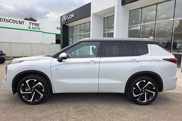 2025 Mitsubishi Outlander PHEV Exceed Tourer ZM