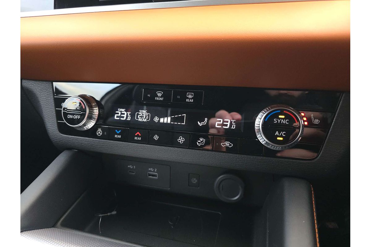 2025 Mitsubishi Outlander PHEV Exceed Tourer ZM