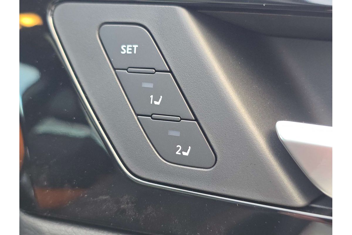 2025 Mitsubishi Outlander PHEV Exceed Tourer ZM