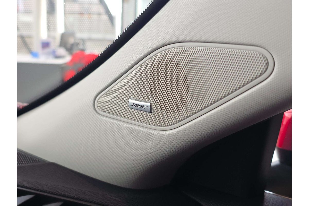 2025 Mitsubishi Outlander PHEV Exceed ZM