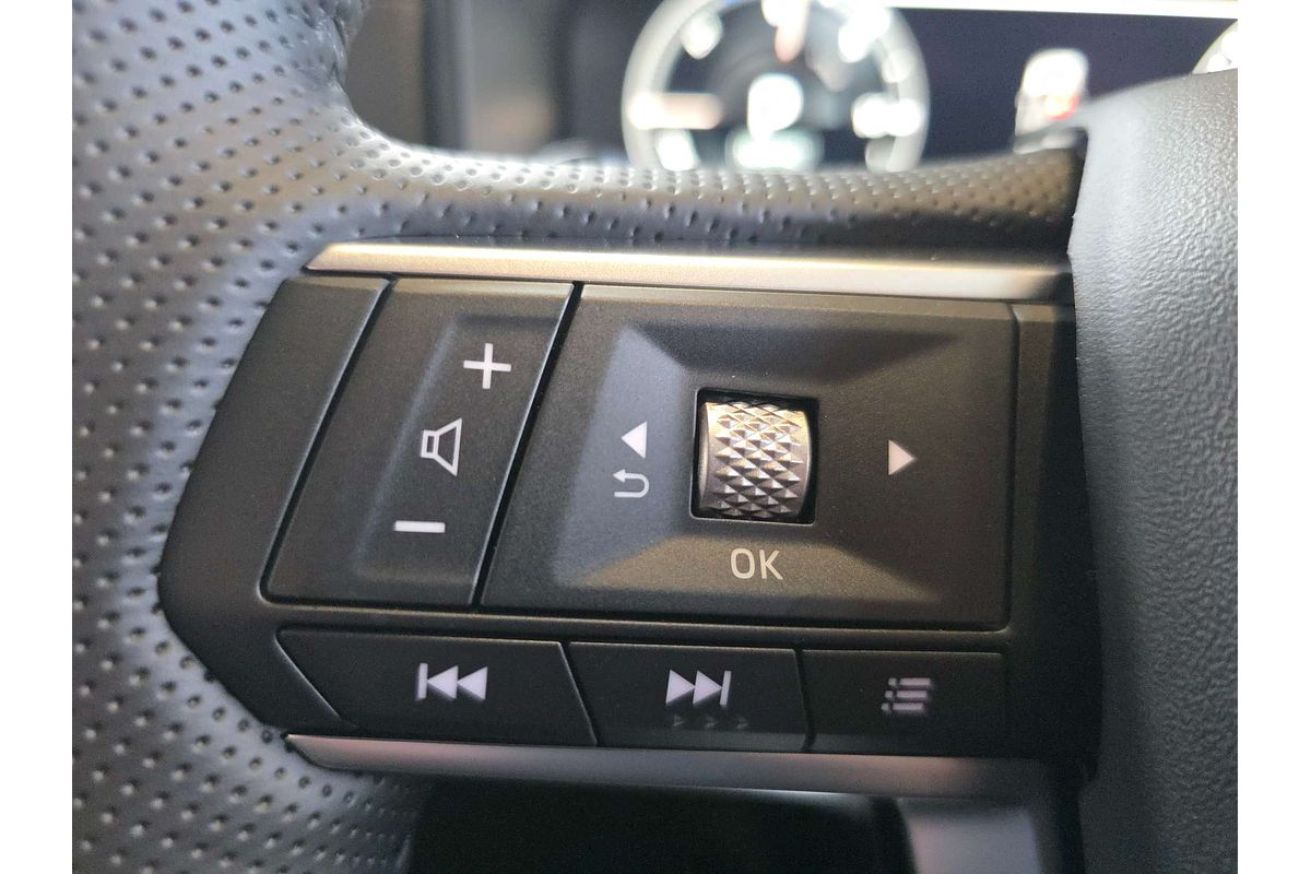 2025 Mitsubishi Outlander PHEV Exceed ZM