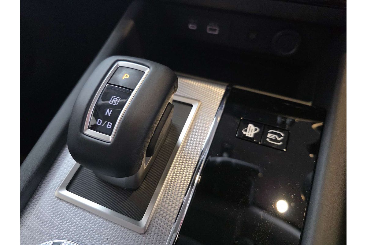 2025 Mitsubishi Outlander PHEV Exceed ZM