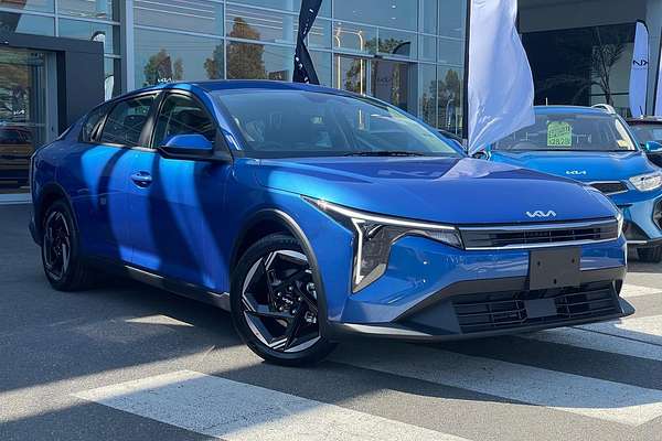 2025 Kia K4 Sport CL4m