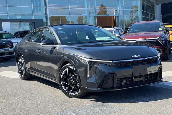 2025 Kia K4 GT-Line CL4m