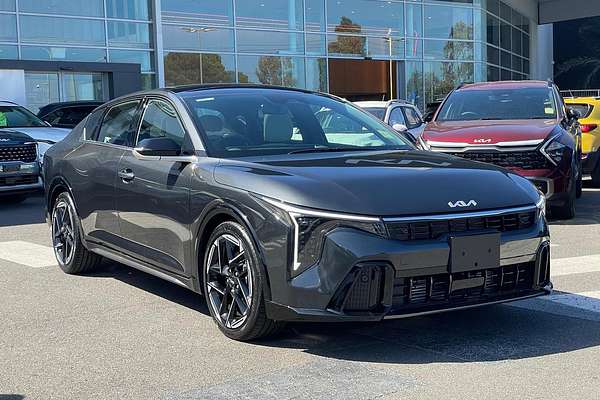 2025 Kia K4 GT-Line CL4m