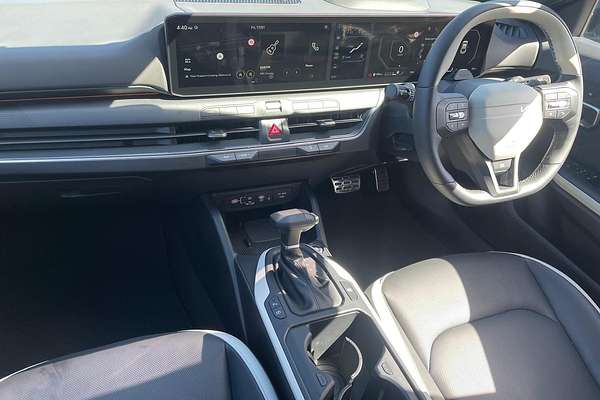 2025 Kia K4 GT-Line CL4m