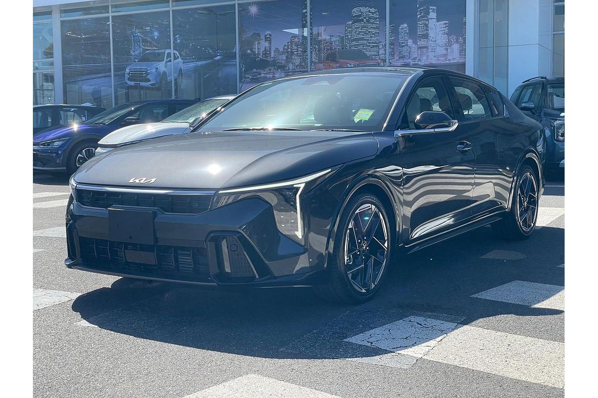 2025 Kia K4 GT-Line CL4m