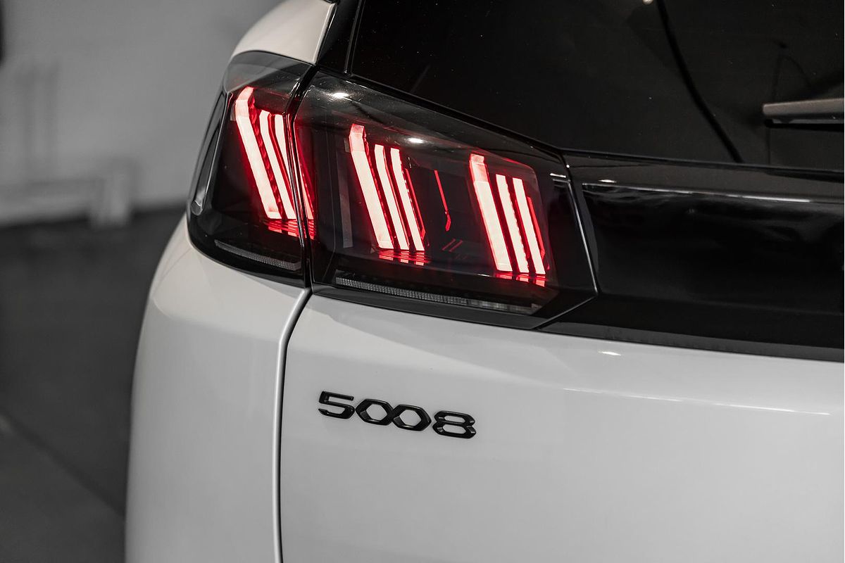 2023 Peugeot 5008 GT Sport P87