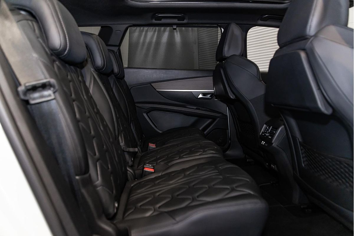 2023 Peugeot 5008 GT Sport P87