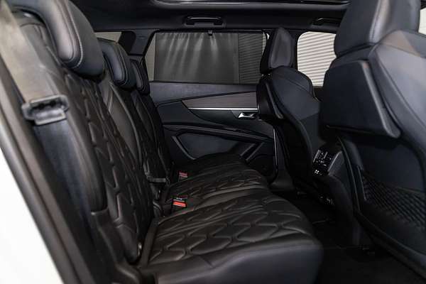 2023 Peugeot 5008 GT Sport P87