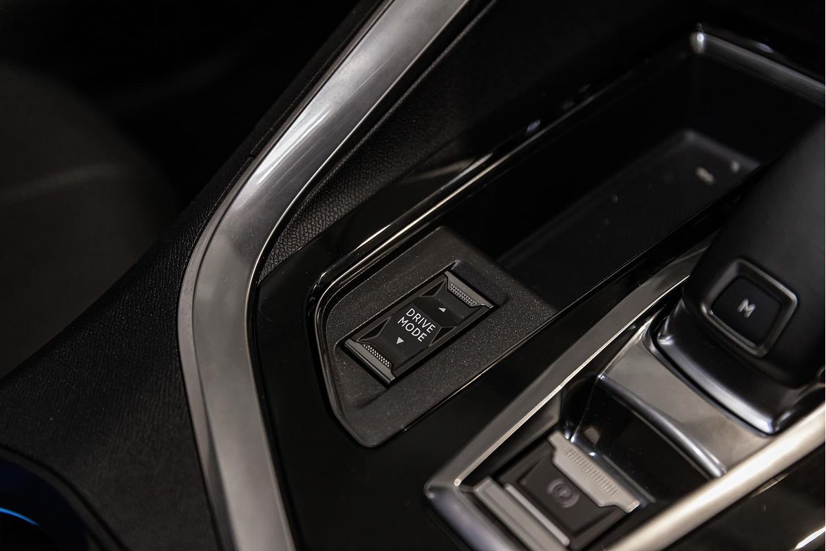 2023 Peugeot 5008 GT Sport P87