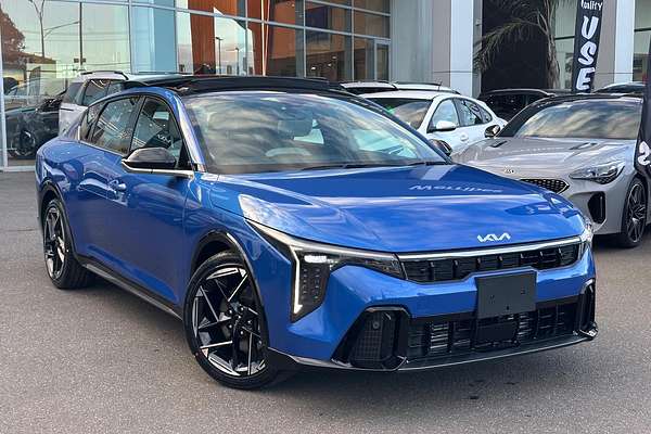 2025 Kia K4 GT-Line CL4m