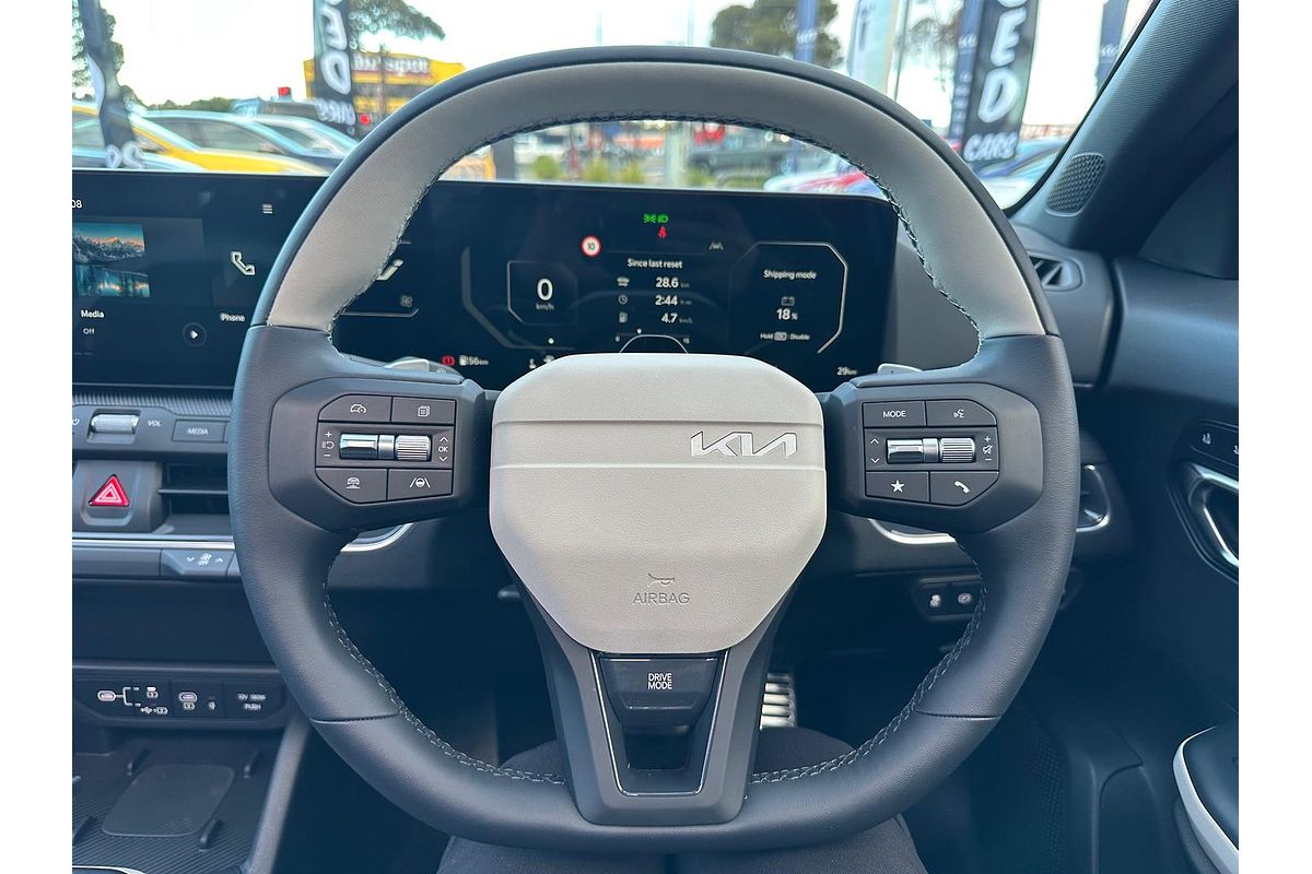 2025 Kia K4 GT-Line CL4m
