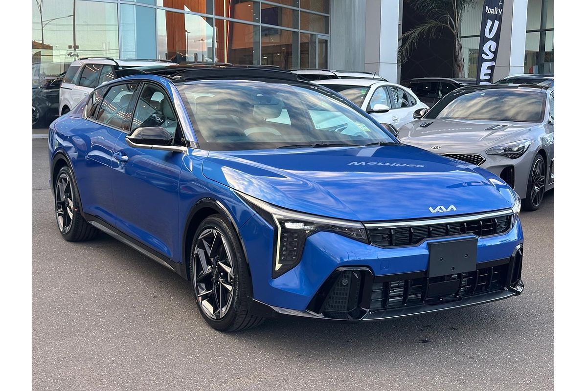 2025 Kia K4 GT-Line CL4m