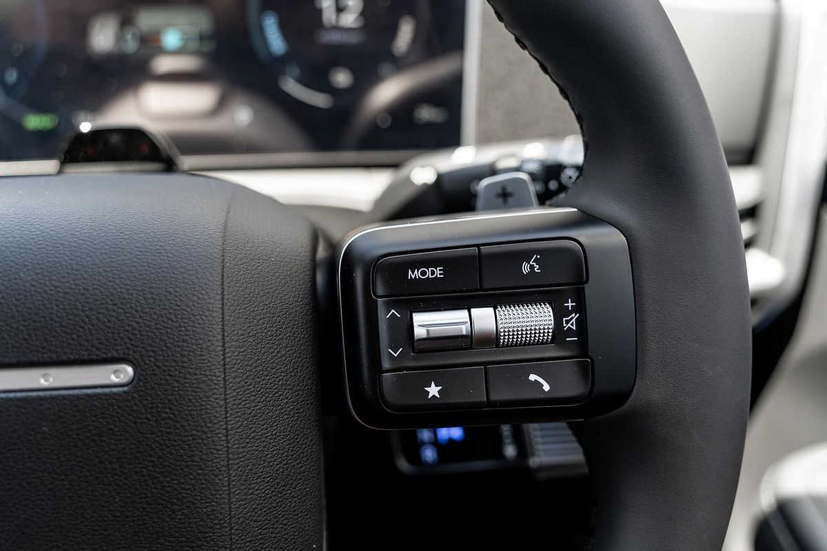 2025 Hyundai Santa Fe Hybrid Elite MX5.V1