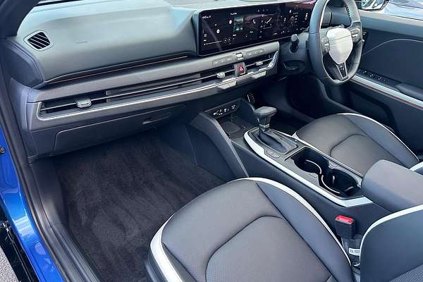 2025 Kia K4 GT-Line CL4m