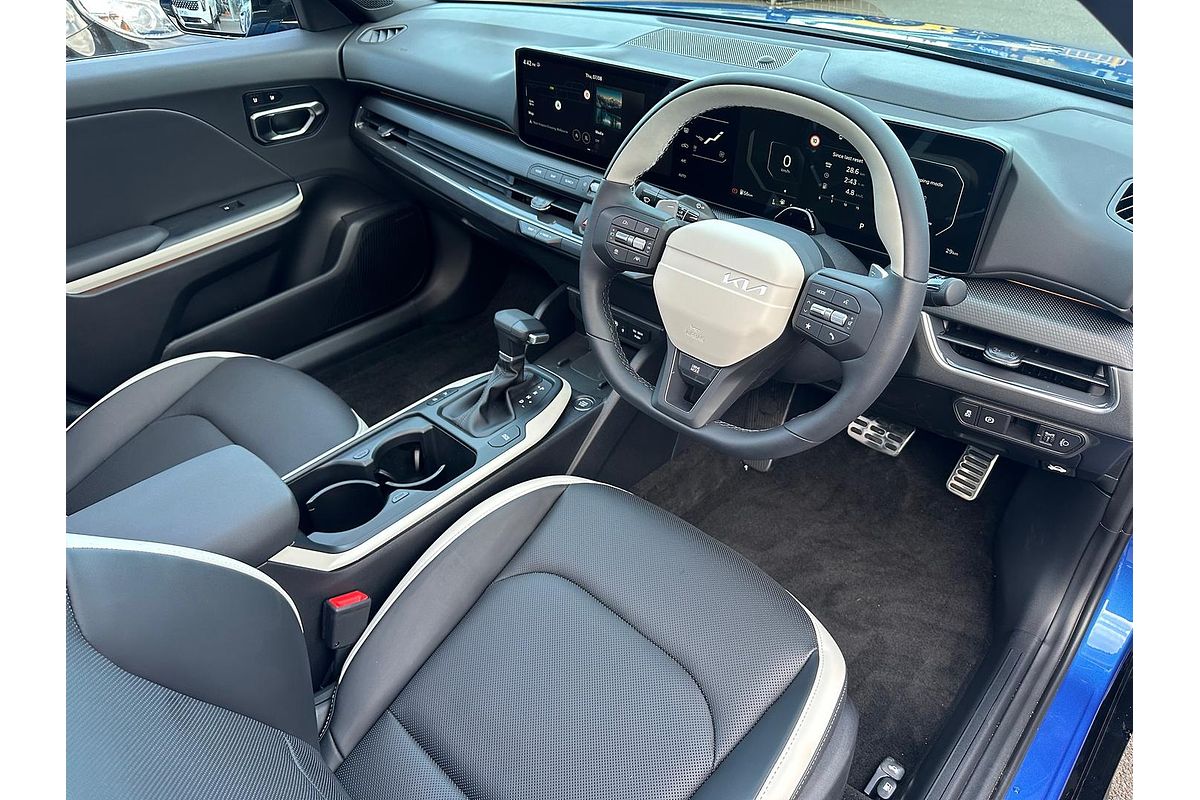 2025 Kia K4 GT-Line CL4m