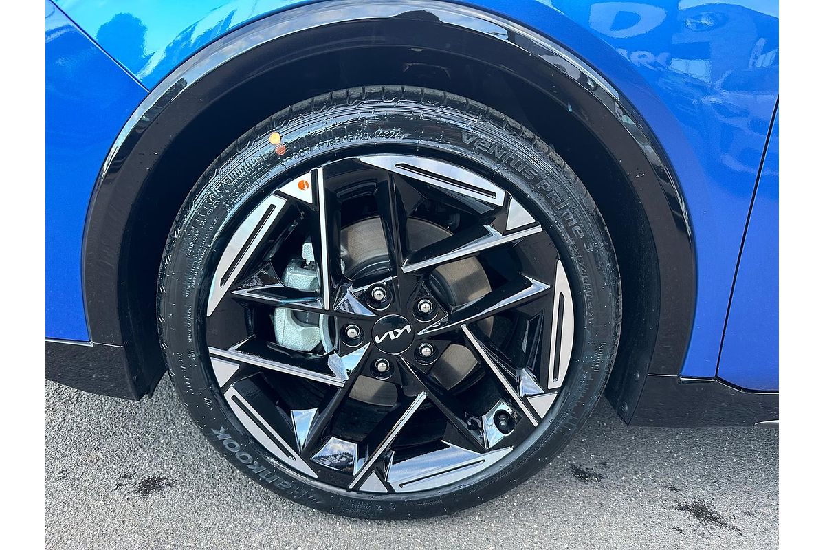 2025 Kia K4 GT-Line CL4m