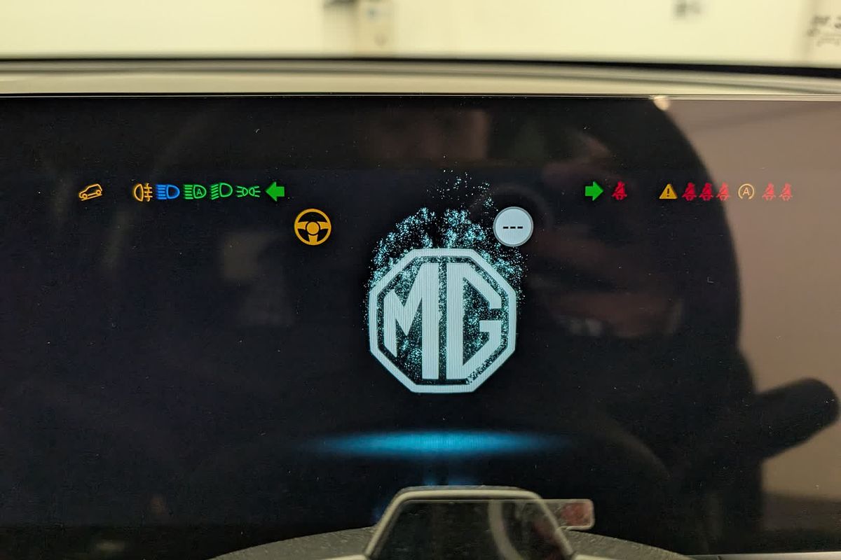 2025 MG QS Excite IS31