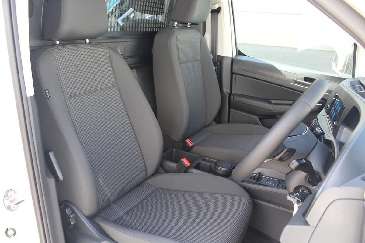 2025 Volkswagen Caddy TDI320 5 SWB