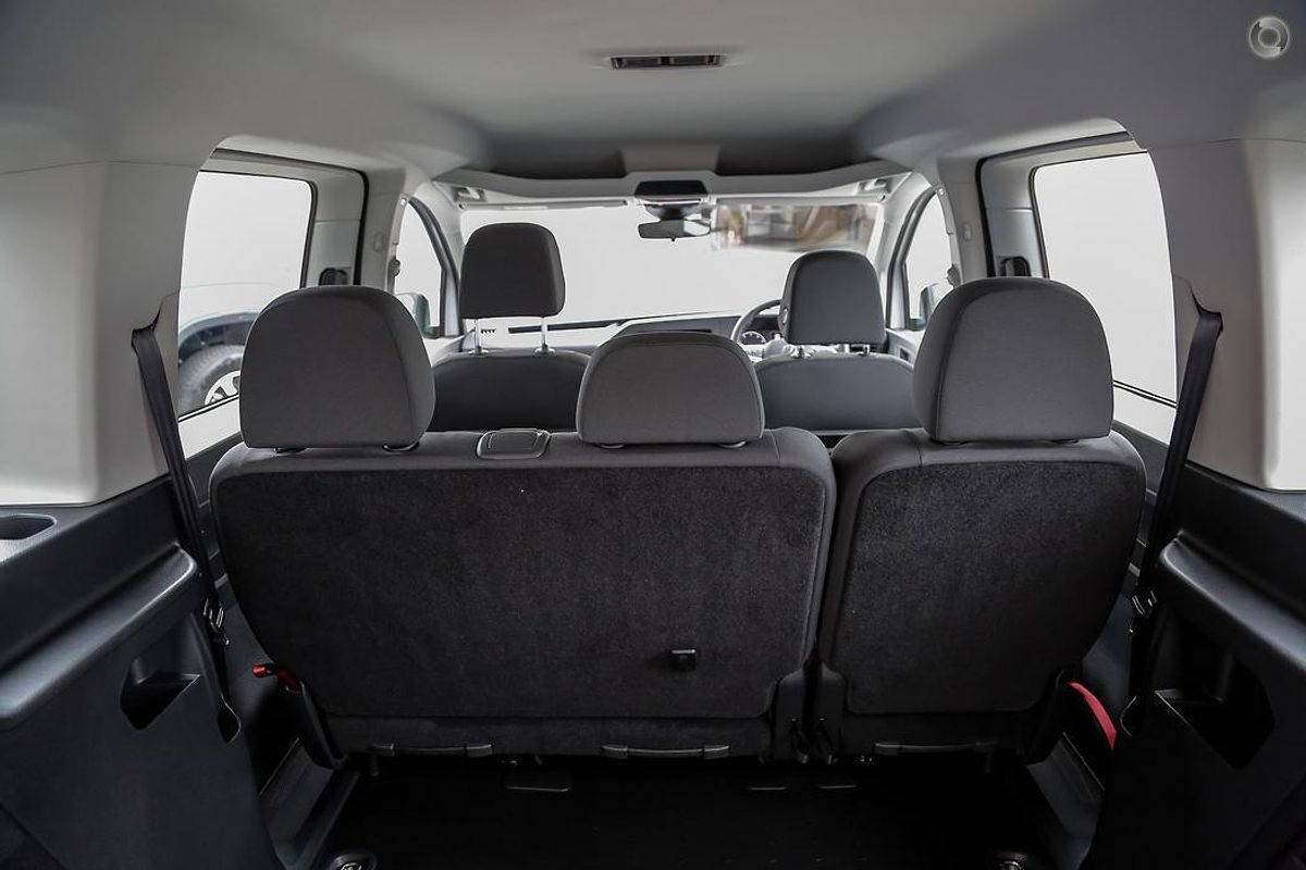 2025 Volkswagen Caddy TDI320 5 LWB