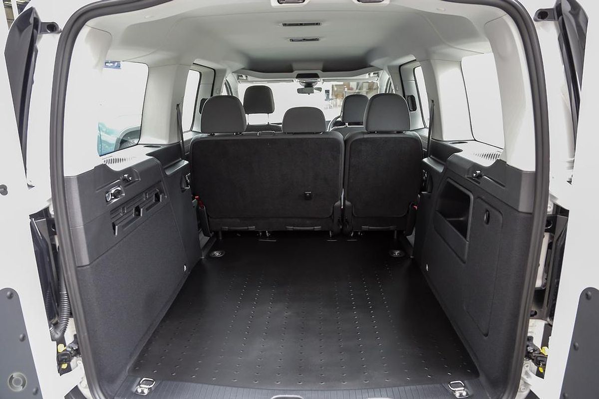 2025 Volkswagen Caddy TDI320 5 LWB