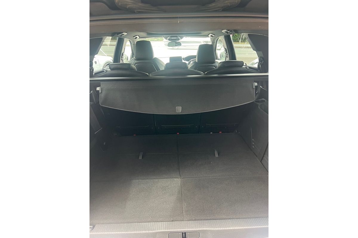 2018 Peugeot 5008 GT Line P87