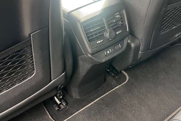 2018 Peugeot 5008 GT Line P87