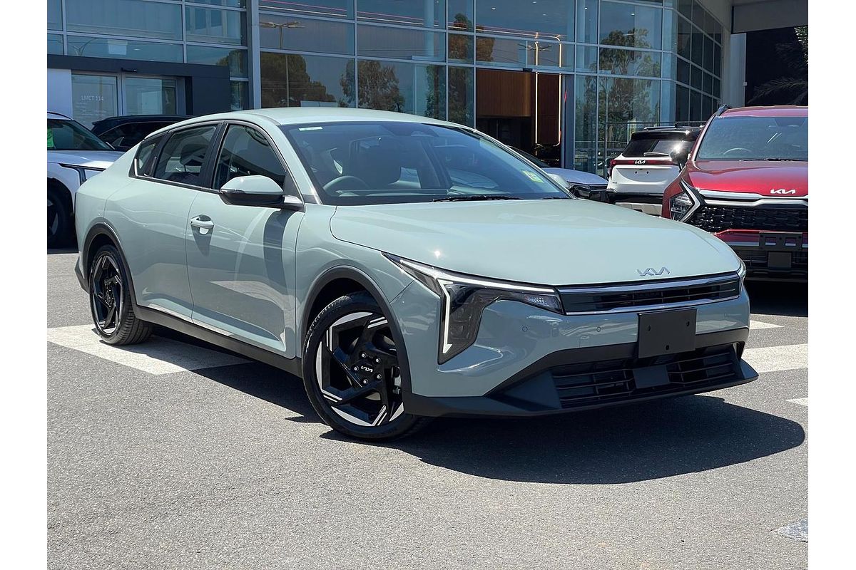 2025 Kia K4 Sport CL4m