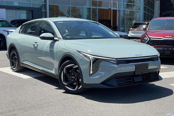 2025 Kia K4 Sport CL4m