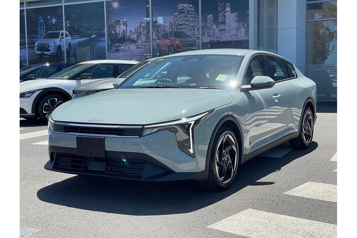 2025 Kia K4 Sport CL4m