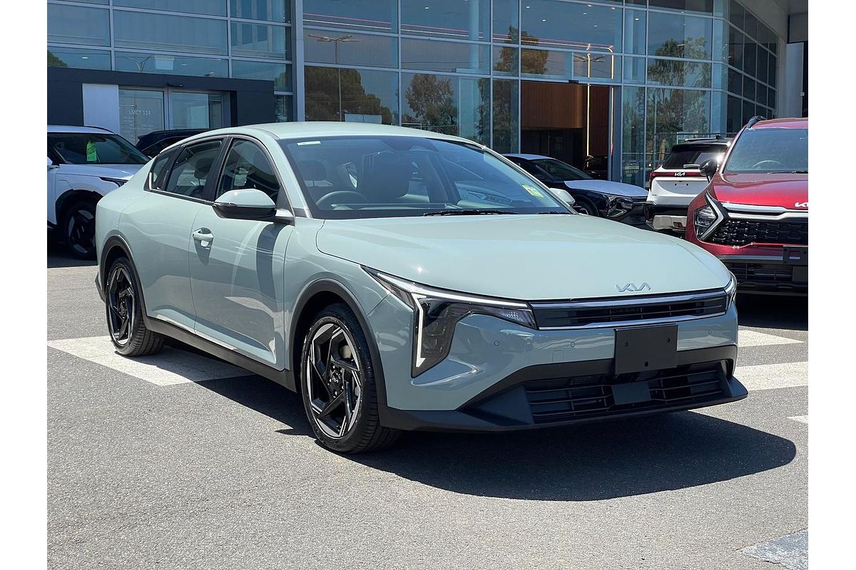 2025 Kia K4 Sport CL4m