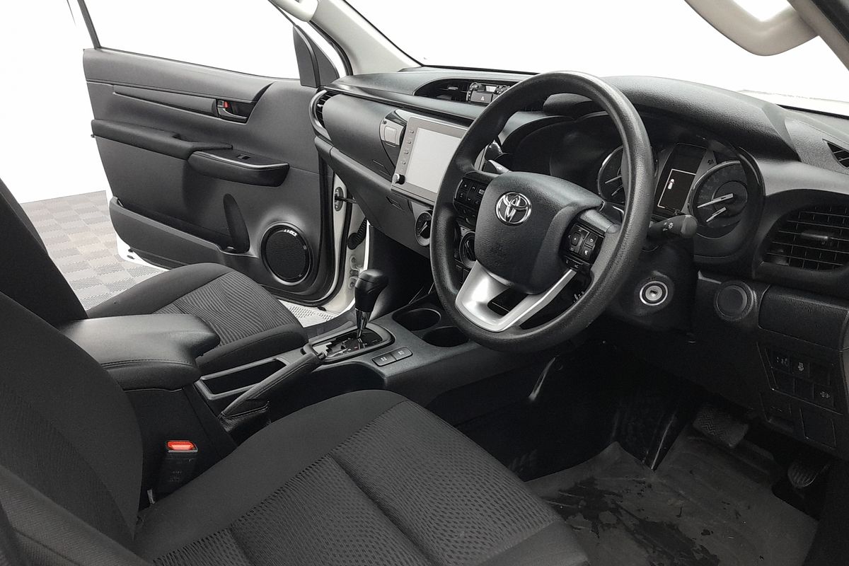 2020 Toyota Hilux SR GUN126R 4X4