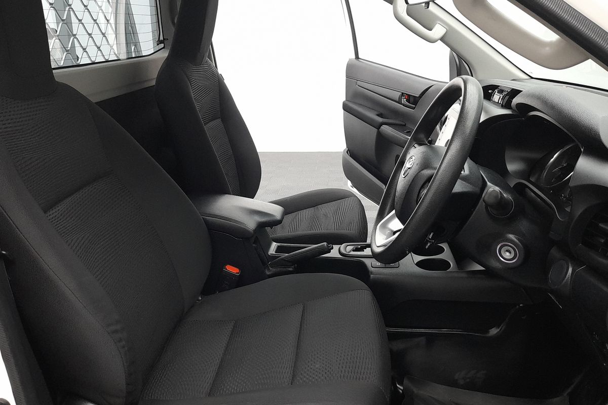 2020 Toyota Hilux SR GUN126R 4X4