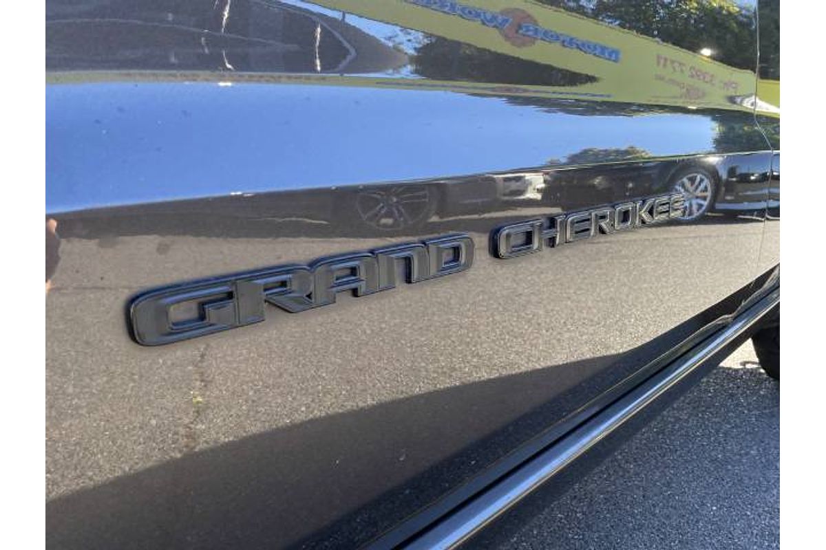 2020 Jeep Grand Cherokee Night Eagle WK