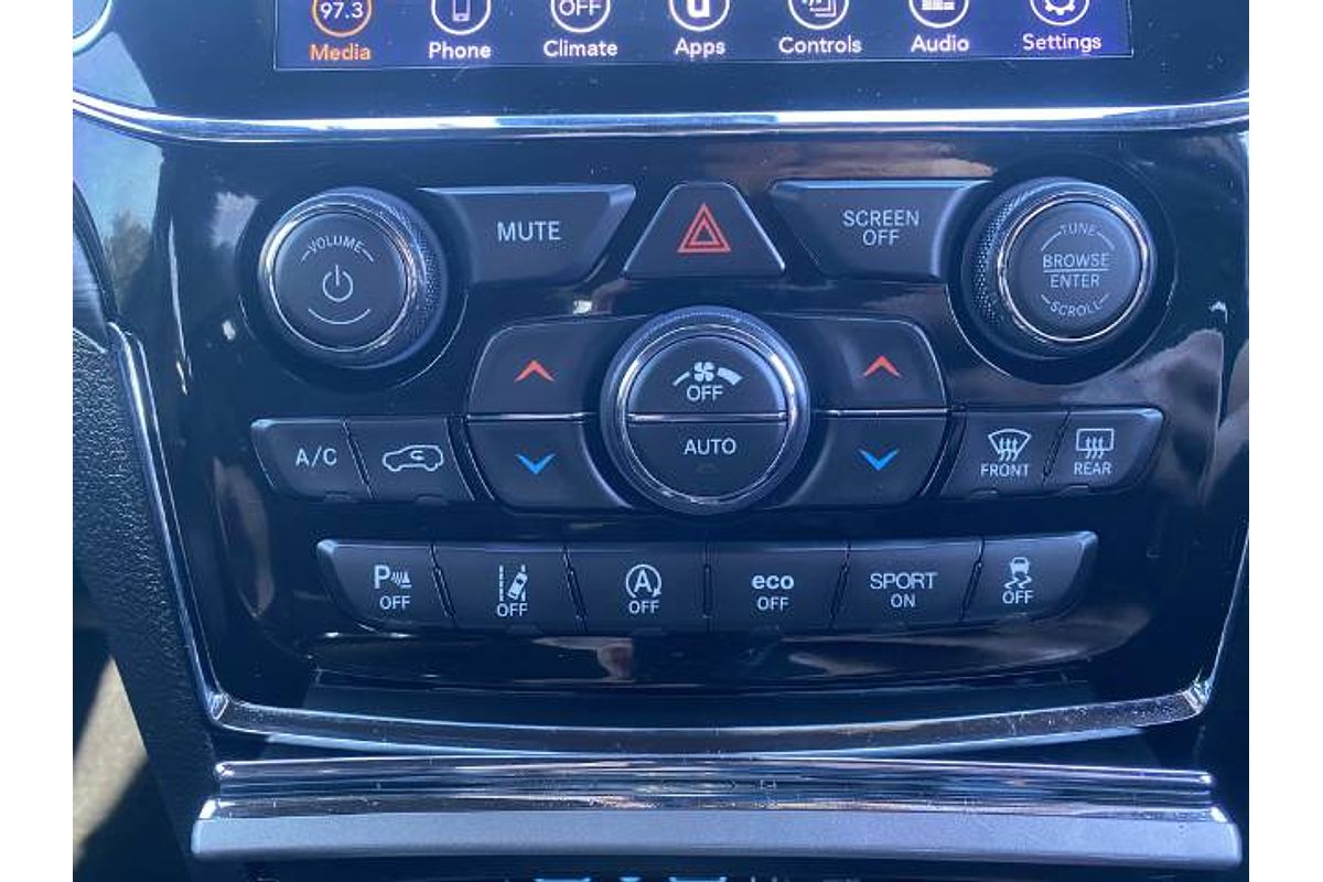 2020 Jeep Grand Cherokee Night Eagle WK
