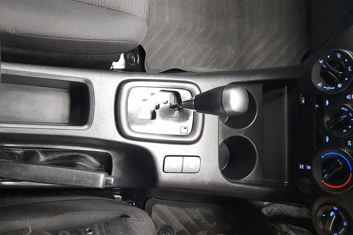 2020 Toyota Hilux SR GUN126R 4X4