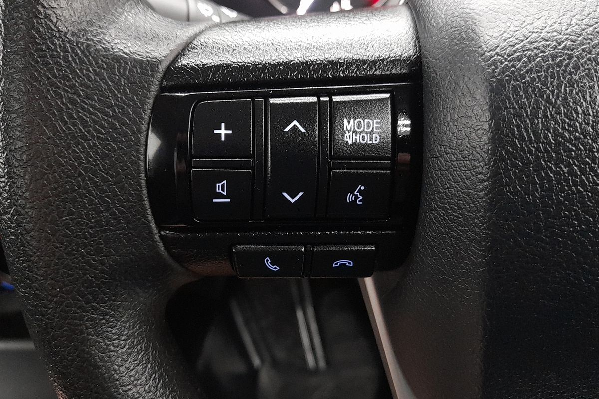 2020 Toyota Hilux SR GUN126R 4X4