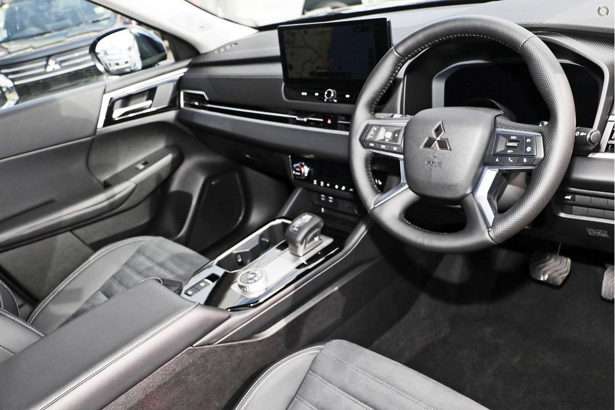 2025 Mitsubishi Outlander Aspire ZM
