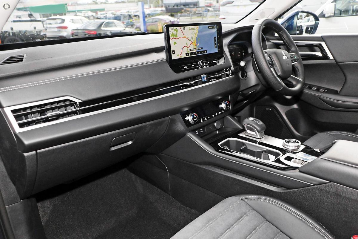 2025 Mitsubishi Outlander Aspire ZM