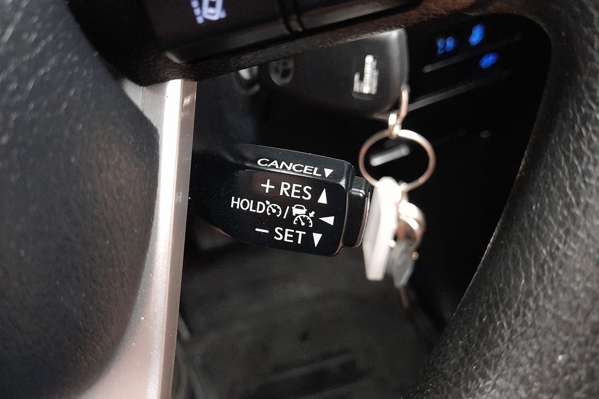 2020 Toyota Hilux SR GUN126R 4X4