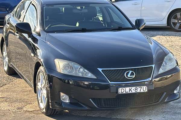 2005 Lexus IS IS250 Prestige GSE20R
