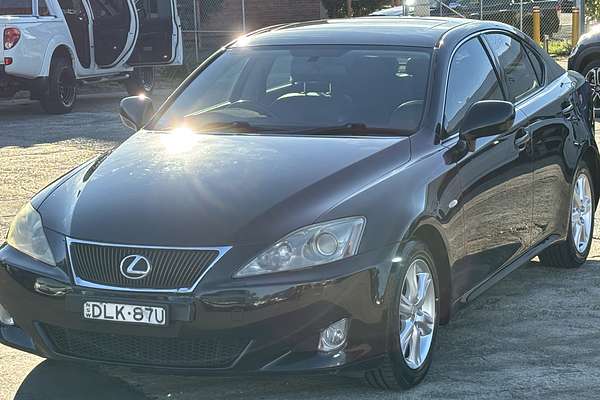 2005 Lexus IS IS250 Prestige GSE20R