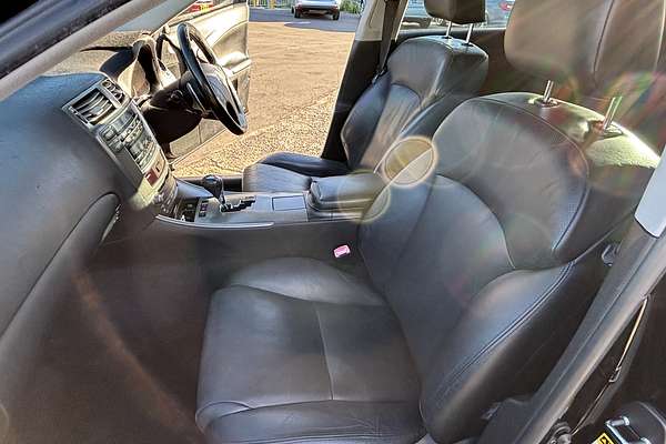 2005 Lexus IS IS250 Prestige GSE20R