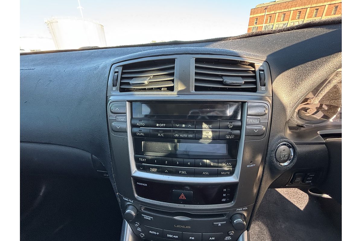 2005 Lexus IS IS250 Prestige GSE20R