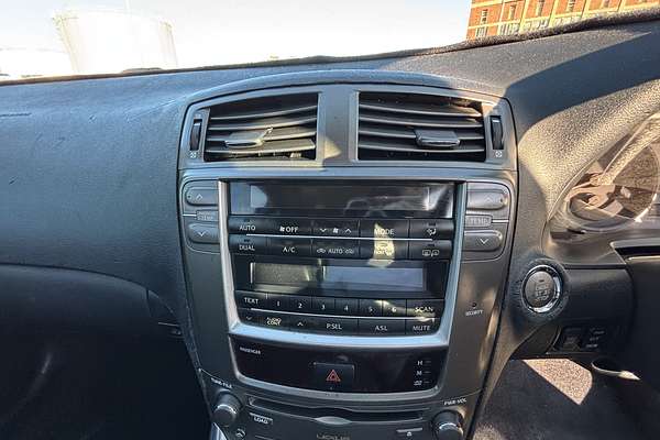 2005 Lexus IS IS250 Prestige GSE20R